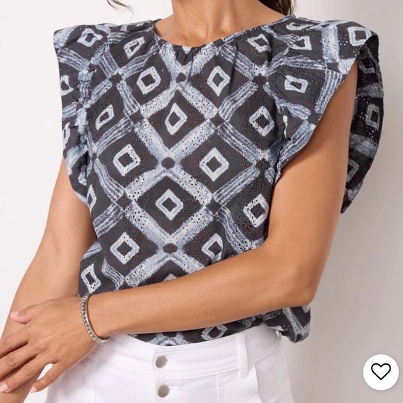 Evereve Oaklynn Eyelet Top Black Blue Diamond Print - Picture 1 of 9